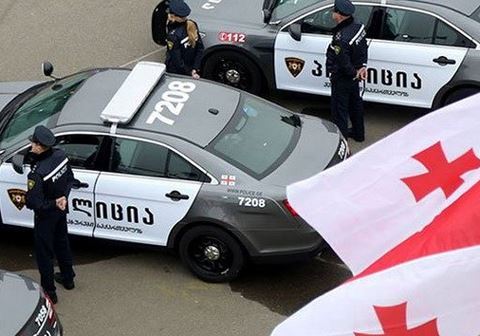 В Тбилиси грабители открыли стрельбу по полицейским	