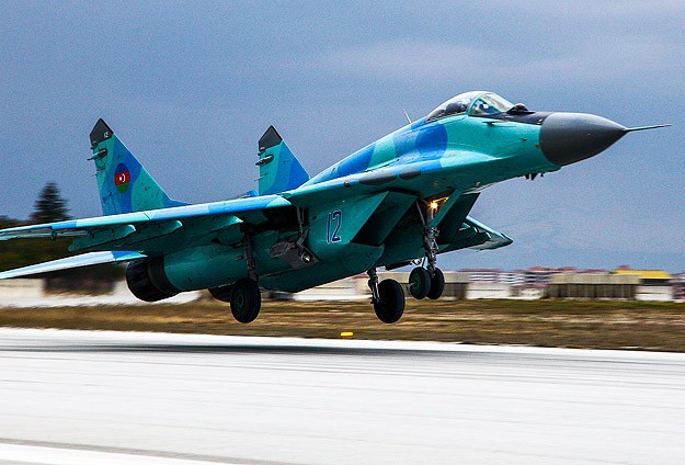 Миг-29 ВВС Азербайджана потерпел крушение