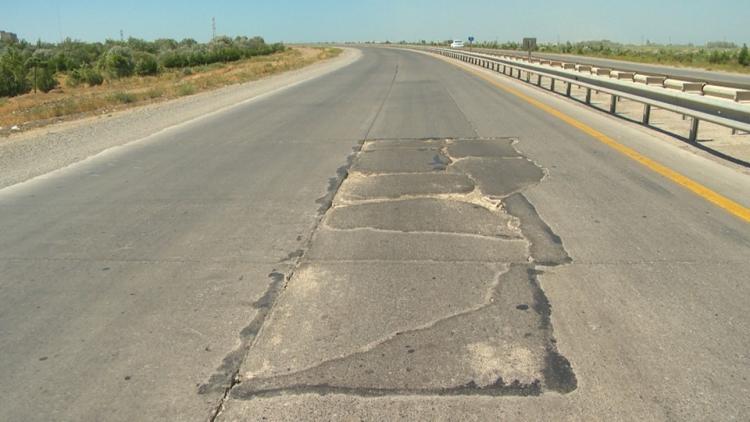 Возникли трещины на дороге Баку-Губа-Российская Федерация - ФОТО
