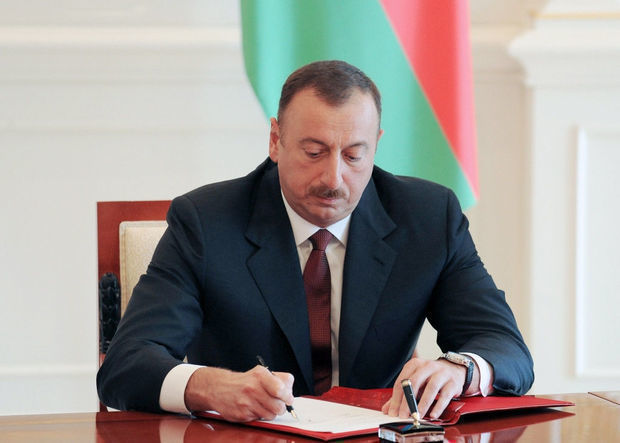 Ильхам Алиев наградил спортсменов и их тренеров за результаты в "Баку-2019"