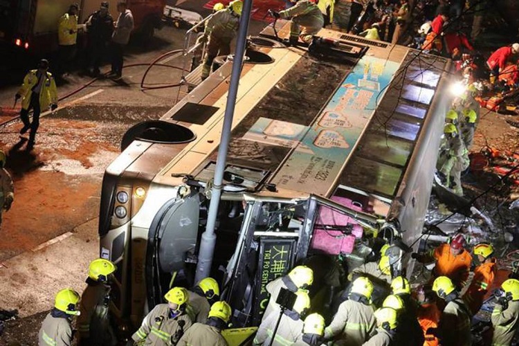 В Гонконге 80 человек пострадали в ДТП с  автобусами