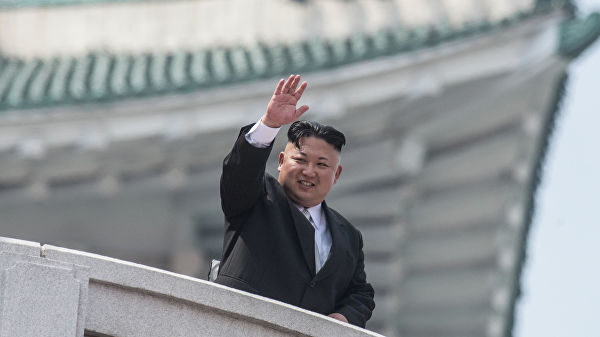Ким Чен Ын впервые с десятого мая появился на публике
