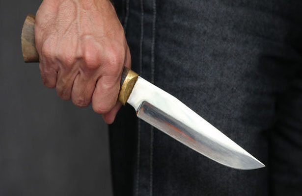 В Джалилабаде 27-летнюю девушку ударили ножом
