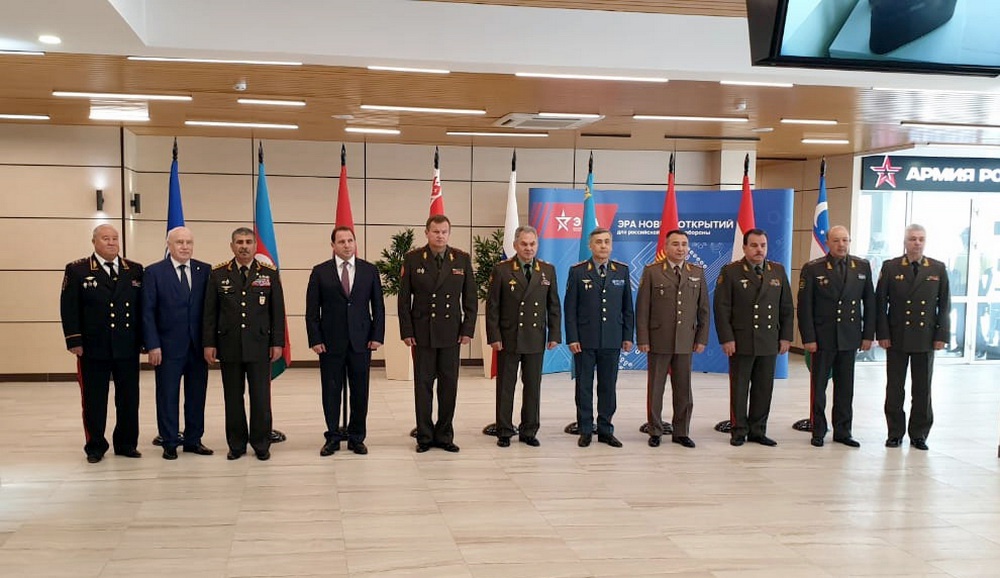 Министр обороны Азербайджана принял участие в очередном заседании Совета министров обороны СНГ
