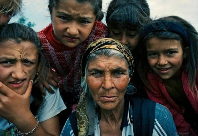 В Азербайджане не было отмечено случаев похищения детей цыганами - госкомитет 