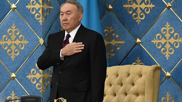 Назарбаев проголосовал на выборах президента Казахстана

