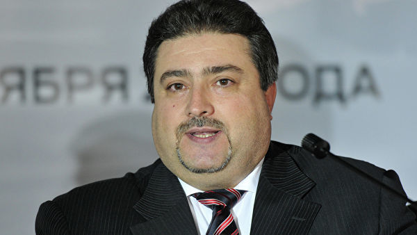 Азербайджанец стал главой производителя лимузина Путина
