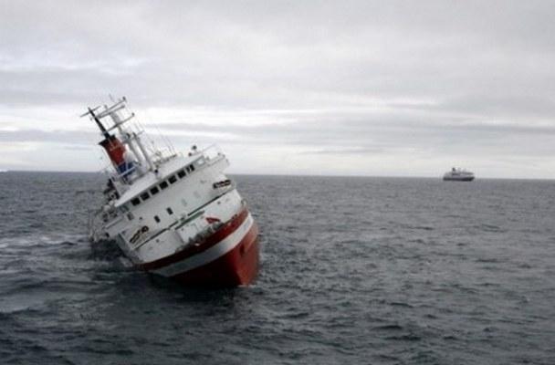 В Турции затонуло судно, есть погибшие