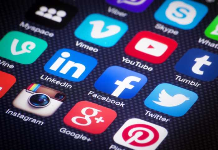 США обеспокоены доминированием Google и Facebook