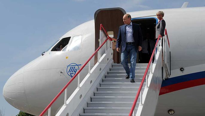 Путин прилетел в Бишкек
