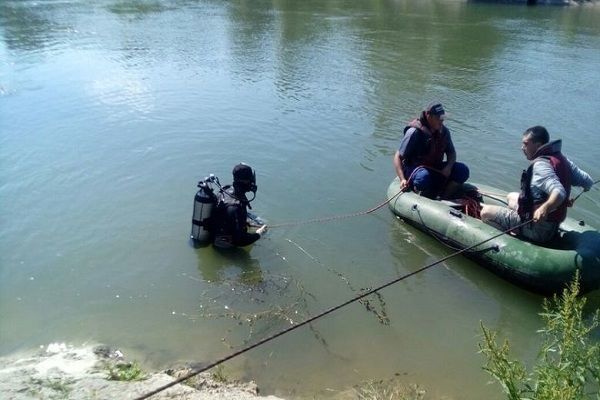 В Лянкяране в реке утонула мать троих детей