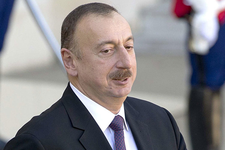В Азербайджане повышены зарплаты работников ряда организаций, финансируемых из госбюджета