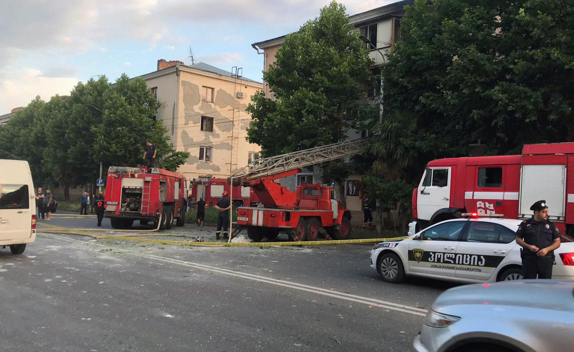В Грузии произошел взрыв в жилом доме, пострадали 7 человек
