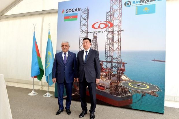 Казахстанская буровая установка доставлена в Азербайджан