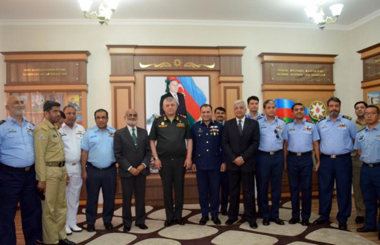 Делегация академии ВВС Пакистана посетила Азербайджан