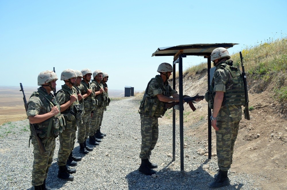 В Азербайджанской армии прошел конкурс среди дежурных смен боевых постов - ВИДЕО - ФОТО