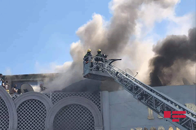 В Баку потушен пожар в магазине одежды - ФОТО - ОБНОВЛЕНО1