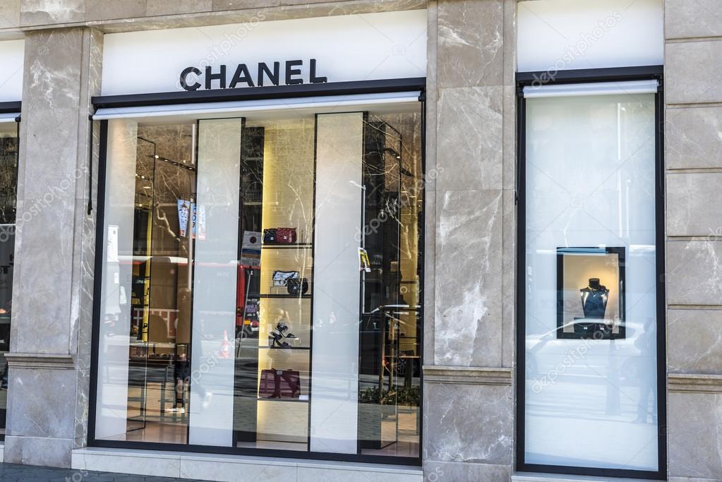 В Москве ограбили гендиректора дома Chanel на 2 миллиона