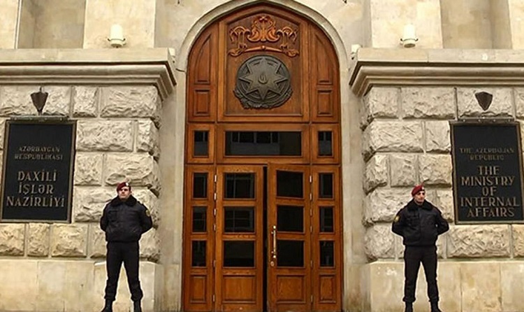 МВД Азербайджана выразило мнение об инциденте полиции с попрошайкой
