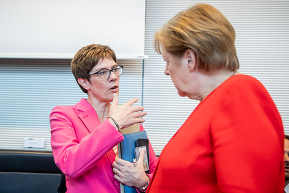 Преемница Меркель поддержала санкции против России