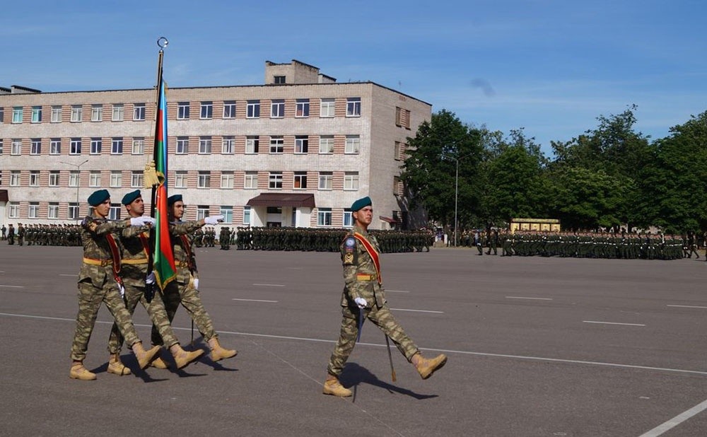 Азербайджанские военнослужащие примут участие в военном параде в Беларуси