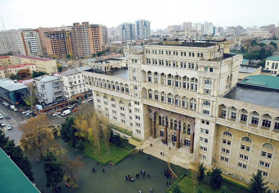 В Азербайджанском Медицинском университете изменено время занятий