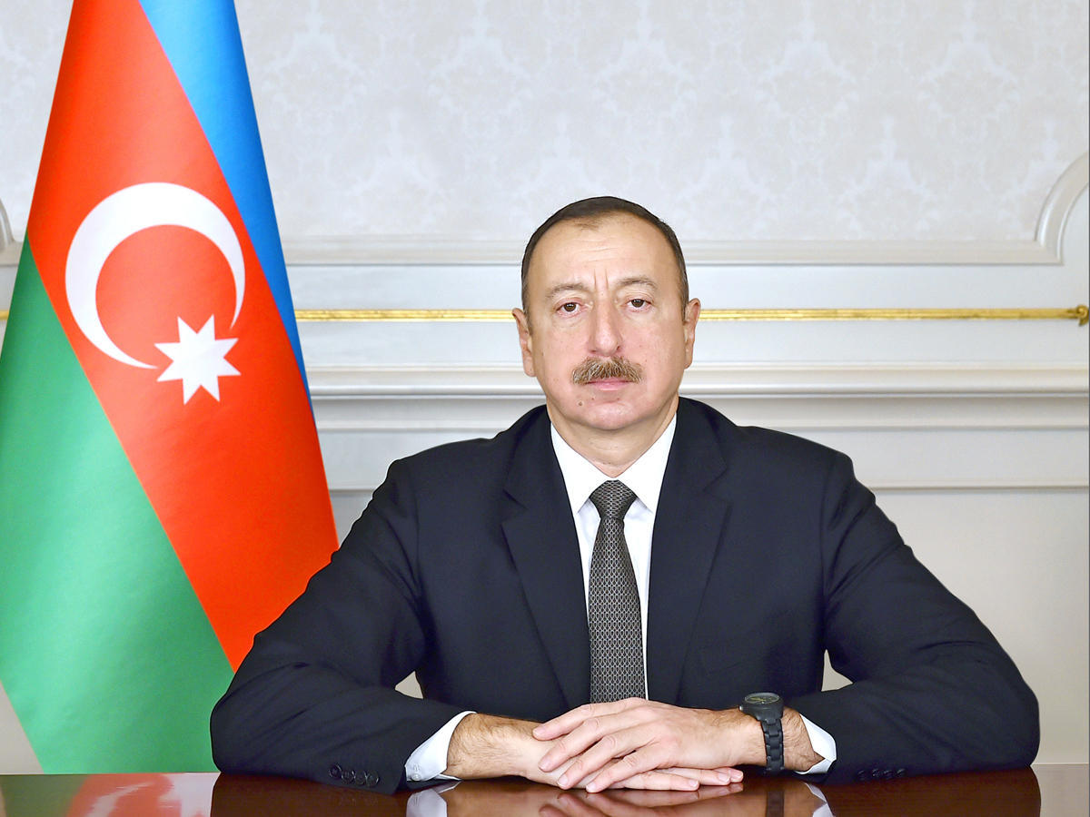 [b]Президент Азербайджана поздравил нового императора Японии
[/b]