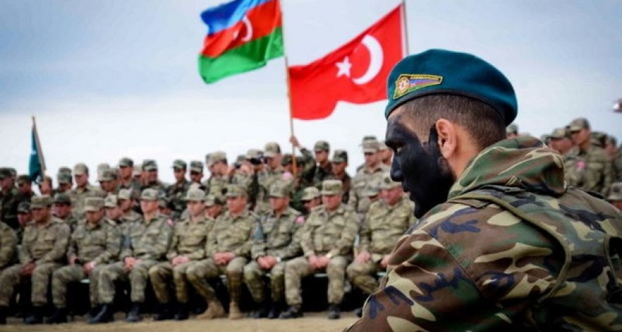 [b]Около тысячи военнослужащих участвуют в военных учениях Азербайджана и Турции[/b]