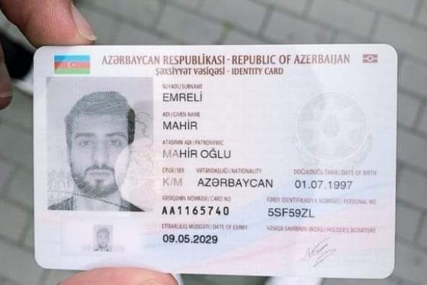 Игрок сборной Азербайджана по футболу отказался от фамилии и отчества - ФОТО