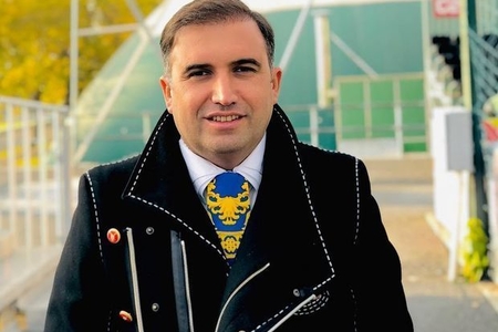 Телеведущий Гаджи Нуран снова отправился в Германию