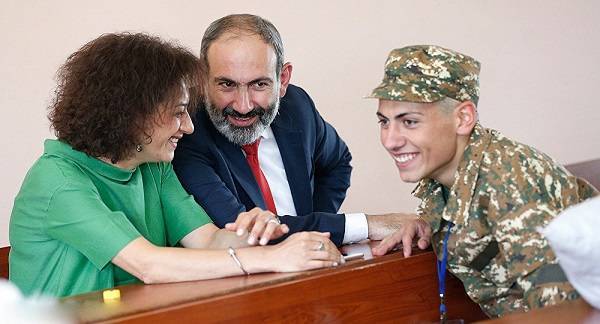 Сын Пашиняна сбежал из Карабаха в Ереван?  - ВОТ И СКАЗКЕ КОНЕЦ