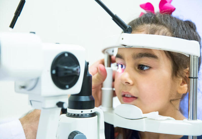 Азербайджанский офтальмолог рассказала о причинах нарушения зрения у детей