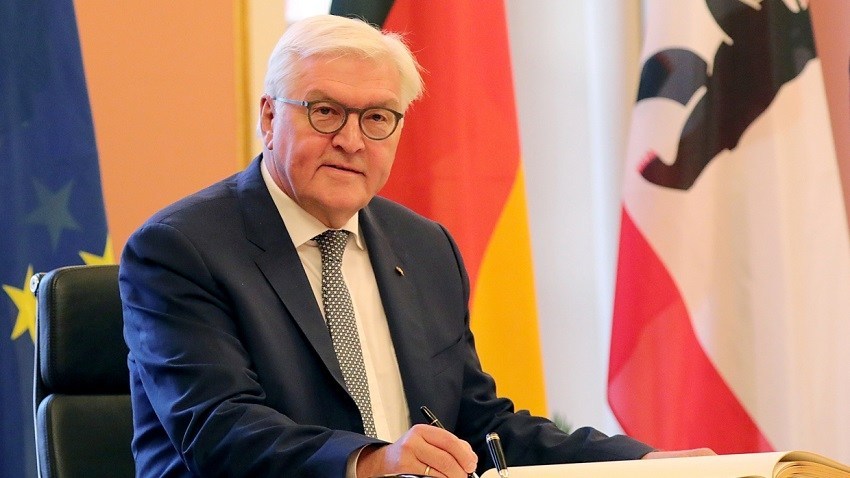 Президент Германии поздравил президента Ильхама Алиева