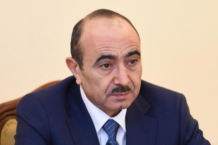 Али Гасанов: "Радикальную оппозицию бойкотирует азербайджанский народ"
