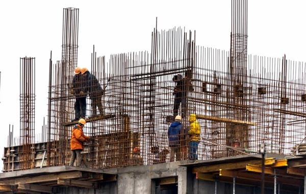 В Азербайджане прошел мониторинг по трудовым взаимоотношениям в строительстве