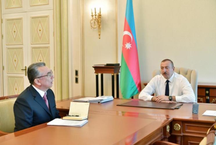 Президент Ильхам Алиев принял главу ИВ города Баку - ОБНОВЛЕНО