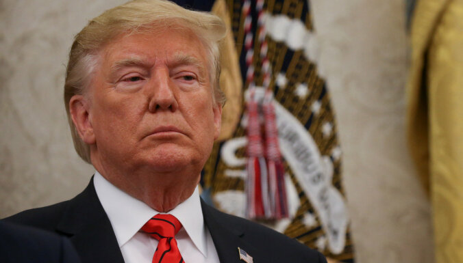 Более половины американцев поддерживают импичмент Трампа
