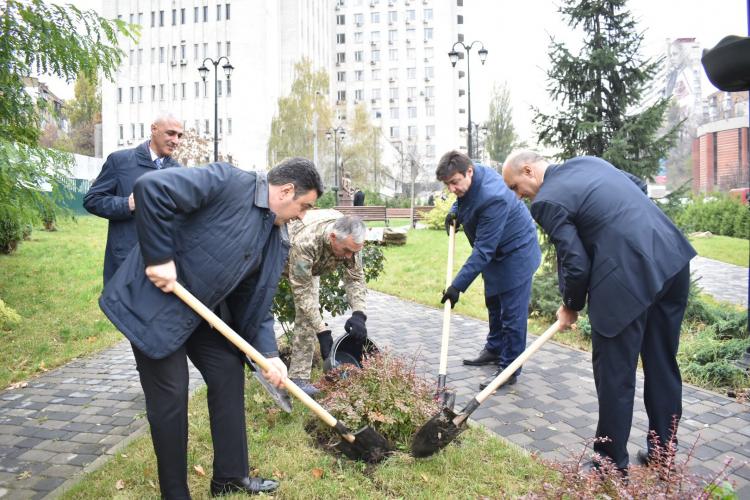 В Киеве прошла церемония закладки фундамента комплекса имени Насими - ФОТО