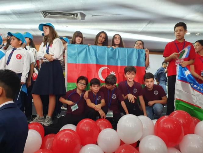 Учащиеся Азербайджанской Европейской школы добились успеха на международной олимпиаде - ФОТО