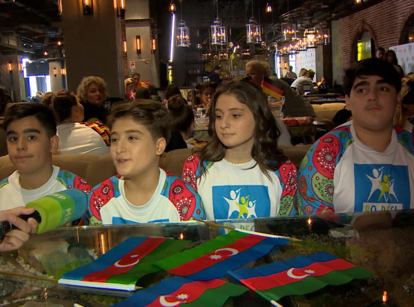 «Во весь голос»: пахлава и другие домашние заготовки команды Азербайджана - ВИДЕО