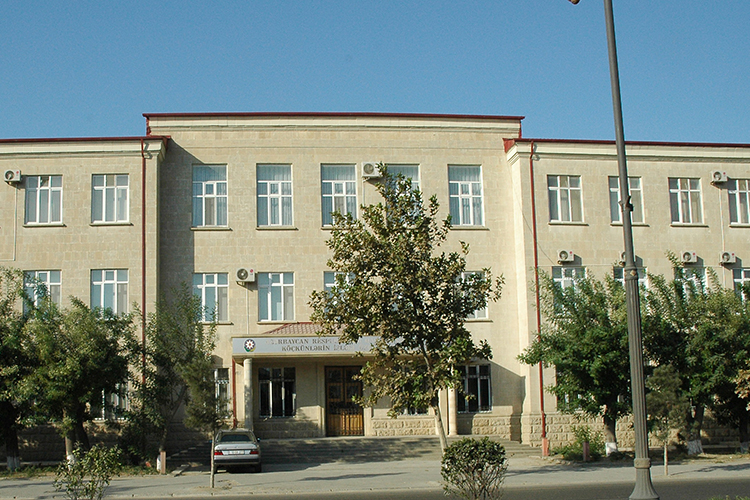 Госкомитет Азербайджана провел расследование в общежитии с обрушившейся крышей
