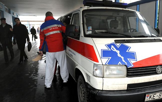 При столкновении автобуса и грузовика в Словакии погибли 13 человек