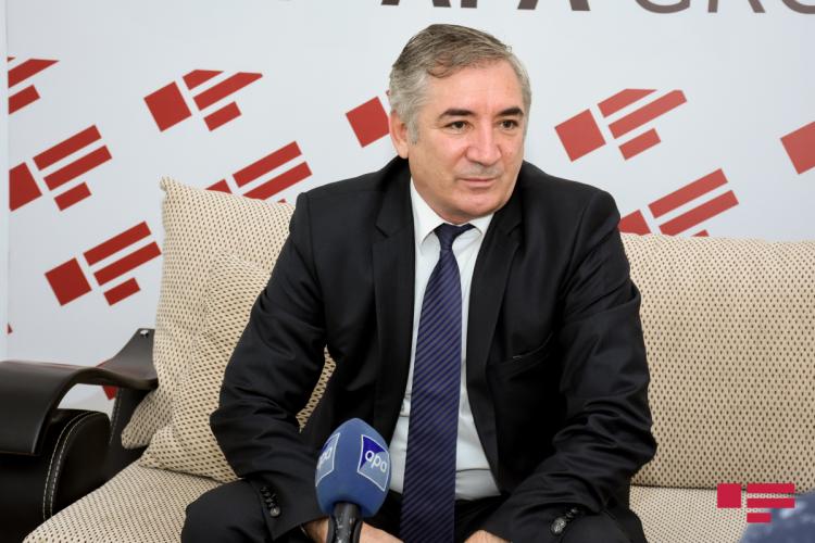 "Иногда радиоведущие совершают очень неуместные действия" - Нуширеван Магеррамли