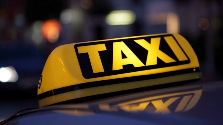 Тарифы на такси в Грузии выросли почти на 13%
