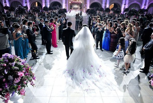Молодой муж о массовом отравлении на свадьбе в Баку: "Супруга еще не пришла в себя"