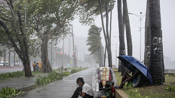 На Филиппинах эвакуированы 5,4 тыс. человек из-за тайфуна