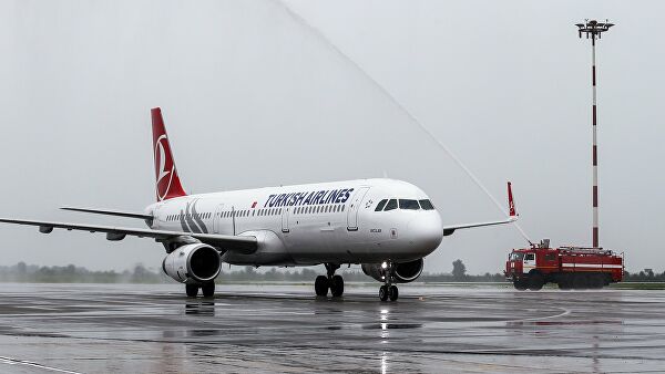 Самолет Turkish Airlines повредил шасси при посадке в аэропорту Одессы