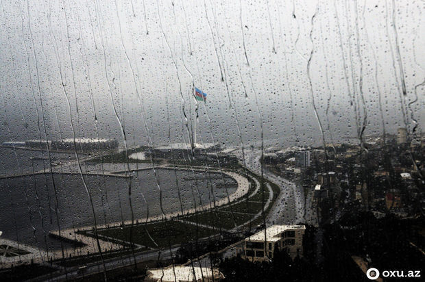 Температура воздуха в Баку на 2 градуса ниже климатической нормы
