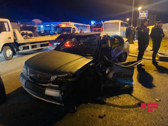 В Баку столкнулись 4 автомобиля, пострадали женщины-водители  - ФОТО