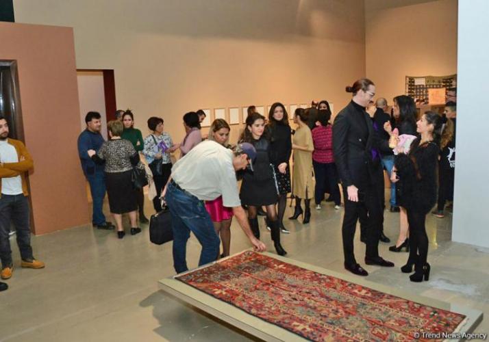 В Баку состоялась выставка «Хрупкие рубежи: Взгляд на (не)видимые границы Ирана»